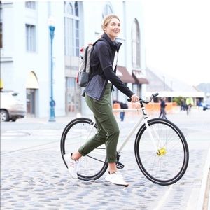 Athleta Chelsea Cargo Pants